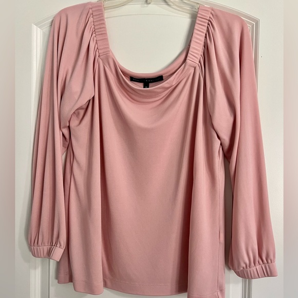 WHBM - Long Sleeve Off The Shoulder Light Pink Top - Picture 3 of 12
